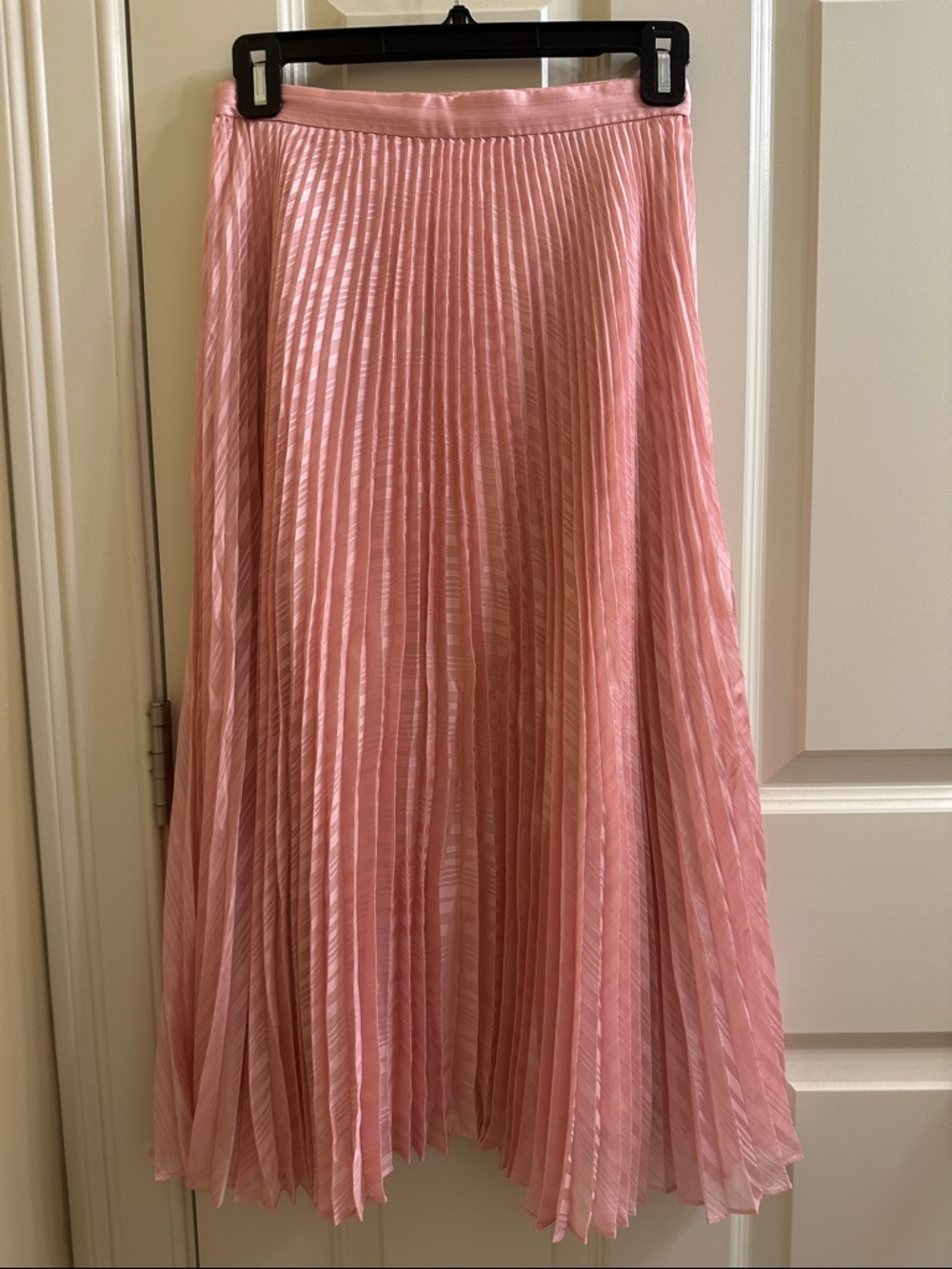 Club Monaco Pink Pleated A-Line Midi Skirt - Picture 3 of 4